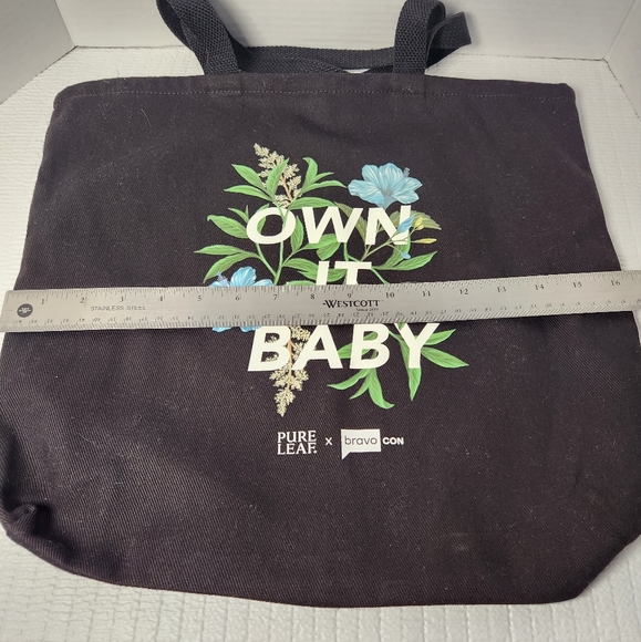 Bravo Con black carryall bag "Own it Baby" pure leaf tea, NWT - Picture 2 of 4